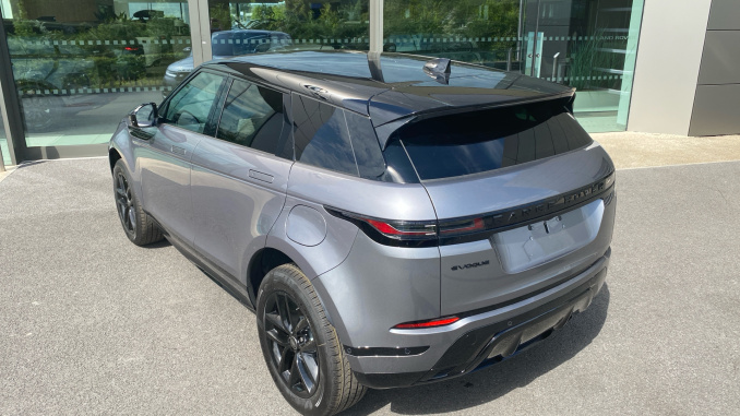 Land Rover Range Rover Evoque 1.5 P270e Dynamic SE 5dr Auto Hatchback - Image 45